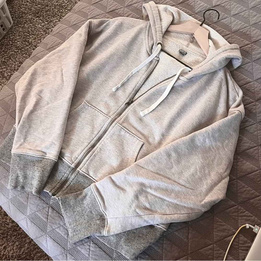 Aerie Cream Zip Up Hoodie
